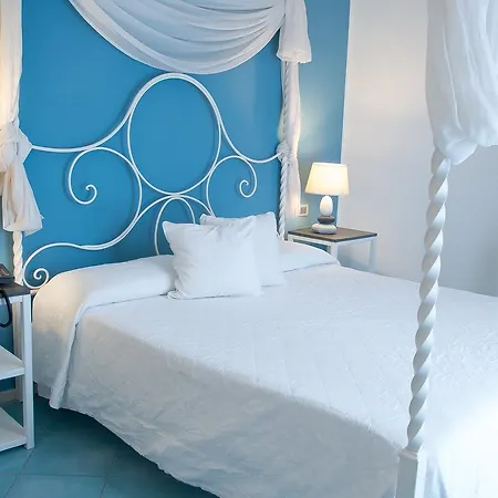 Hotel Cutimare - Aeolian Charme Acquacalda