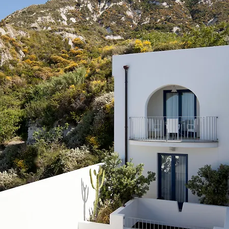 Cutimare - Aeolian Charme Hotel Acquacalda