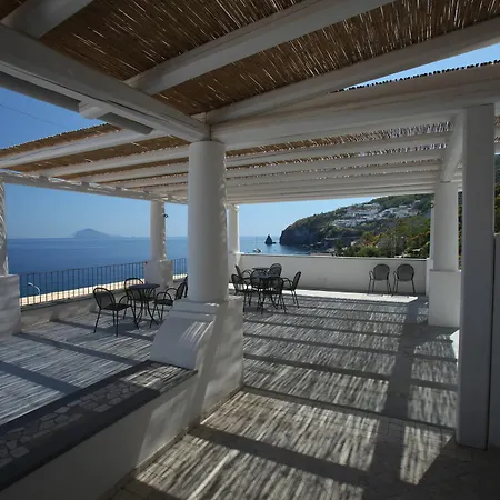 Hotel Cutimare - Aeolian Charme Acquacalda